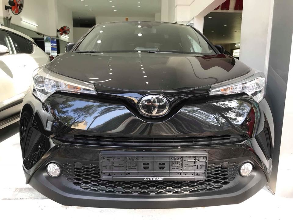 Toyota C-HR - crossover cỡ nhỏ giá gần 1,8 tỷ tại Việt Nam